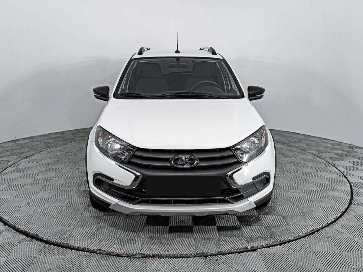 Lada (ВАЗ) Granta с пробегом — 2023 год. Фото: #1