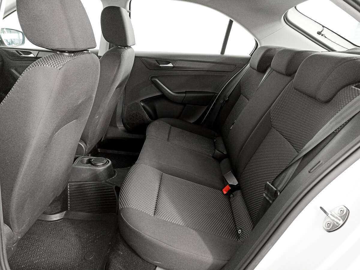 Volkswagen Polo с пробегом — 2021 год. Фото: #9