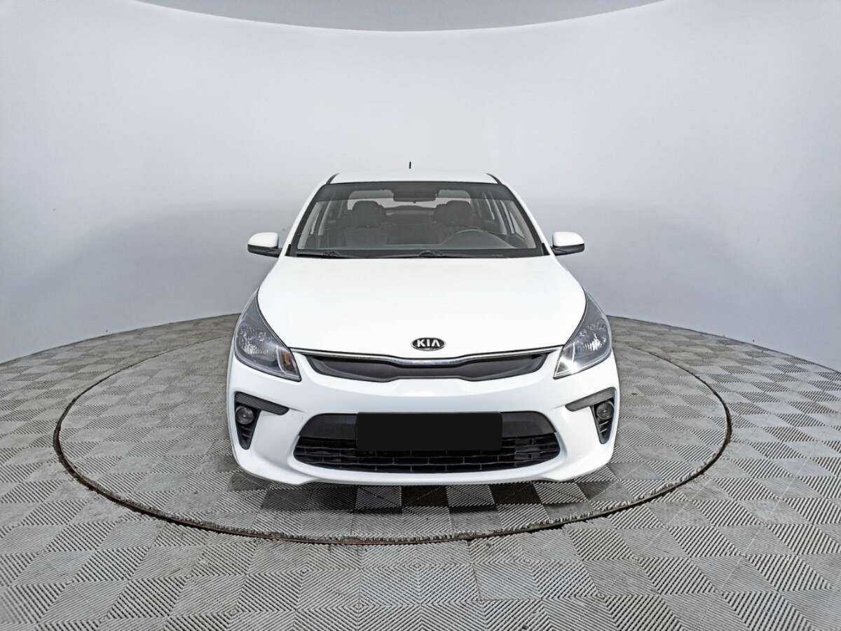 Kia Rio с пробегом — 2018 год. Фото: #1