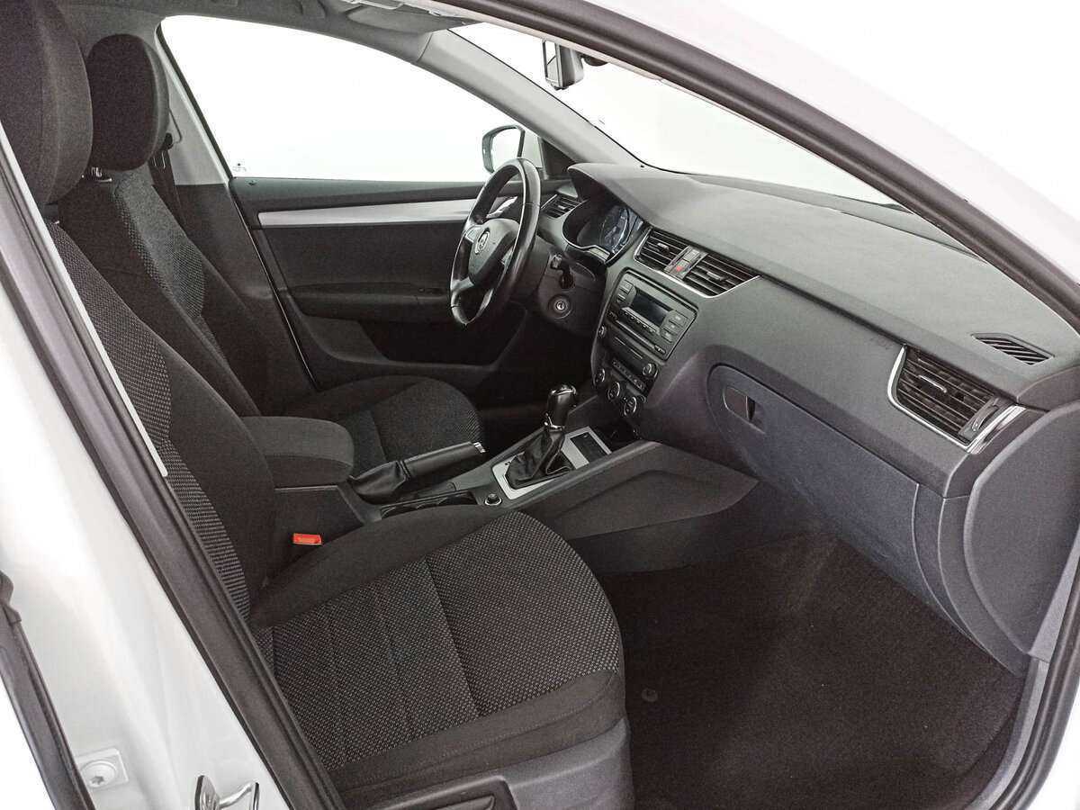 Skoda Octavia с пробегом — 2014 год. Фото: #8