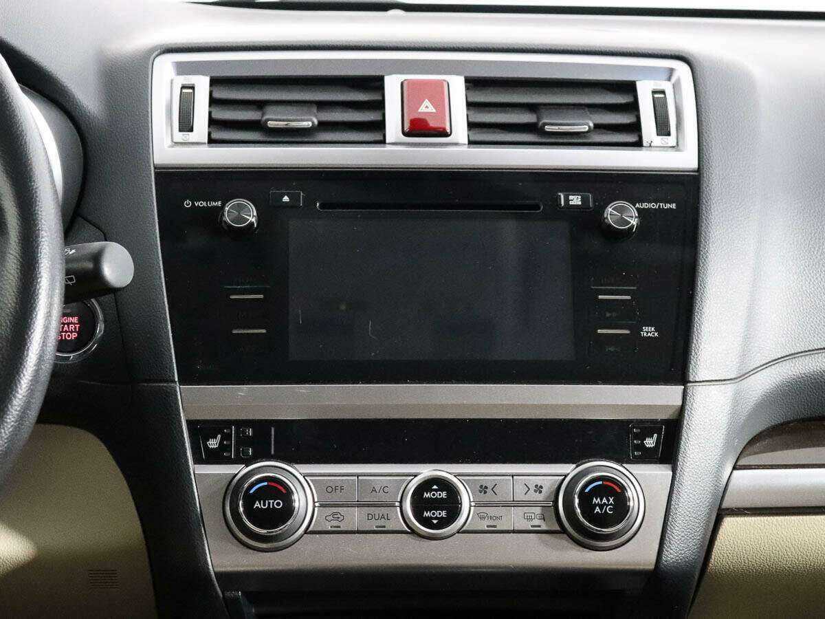 Subaru Outback с пробегом — 2017 год. Фото: #11