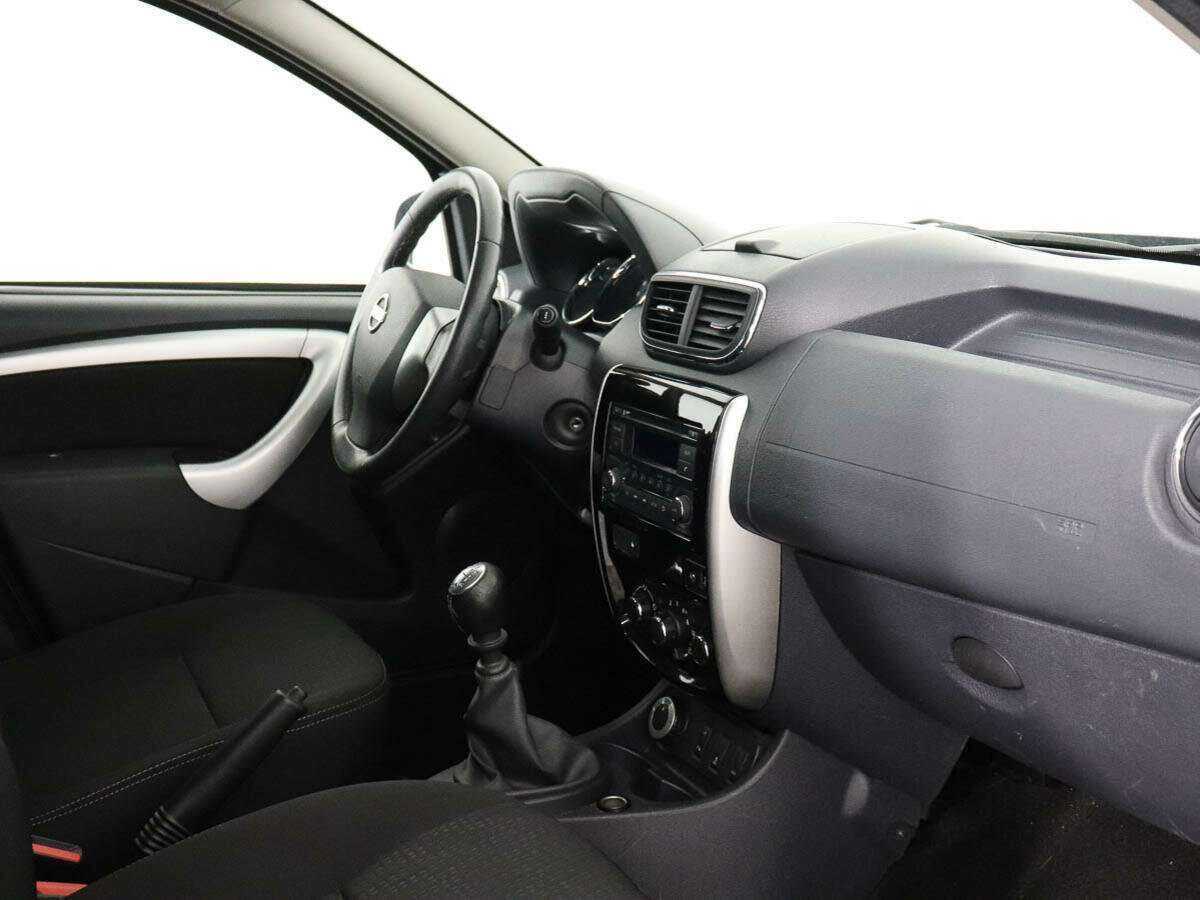 Nissan Terrano с пробегом — 2016 год. Фото: #6