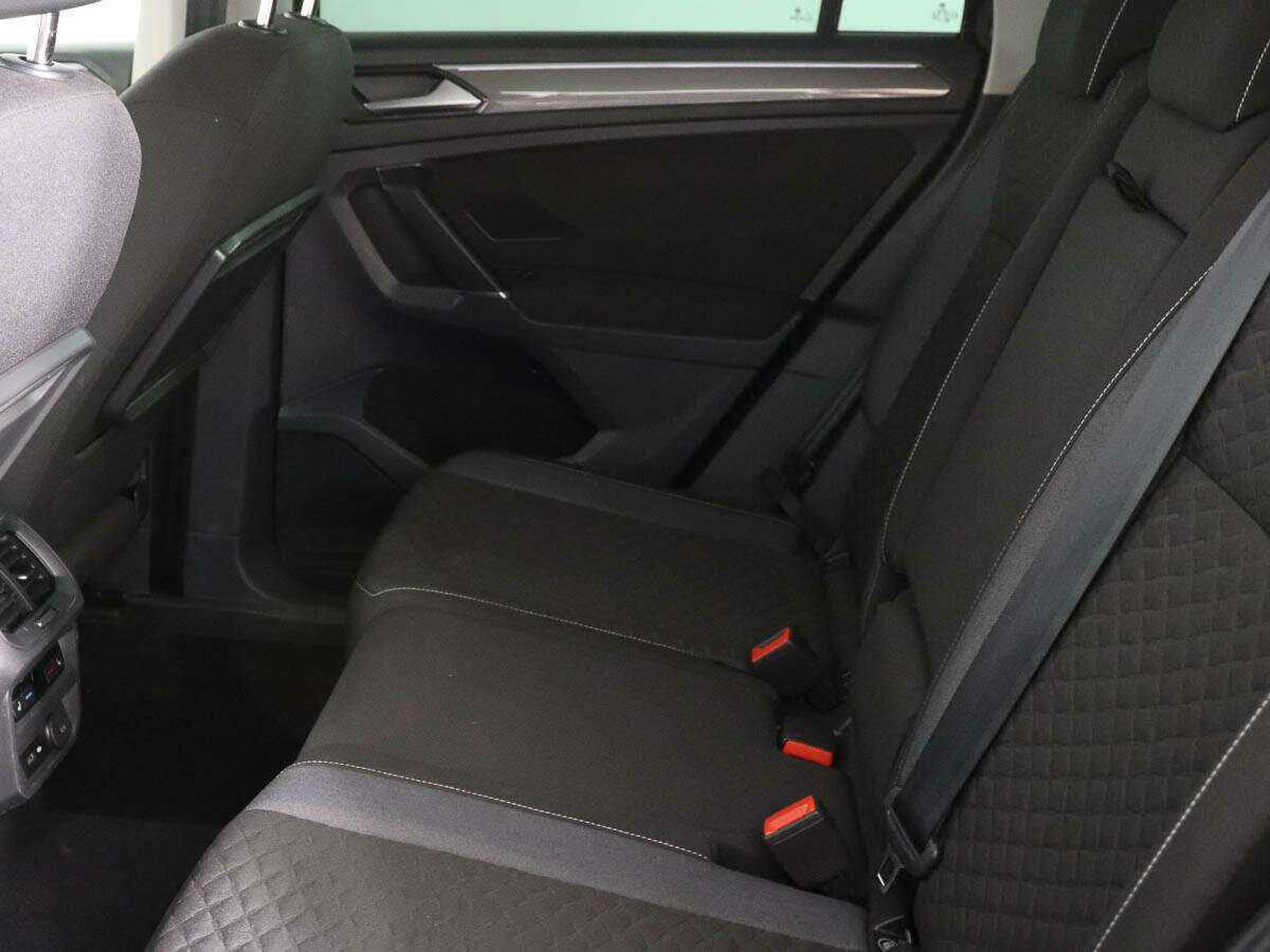 Volkswagen Tiguan с пробегом — 2018 год. Фото: #8