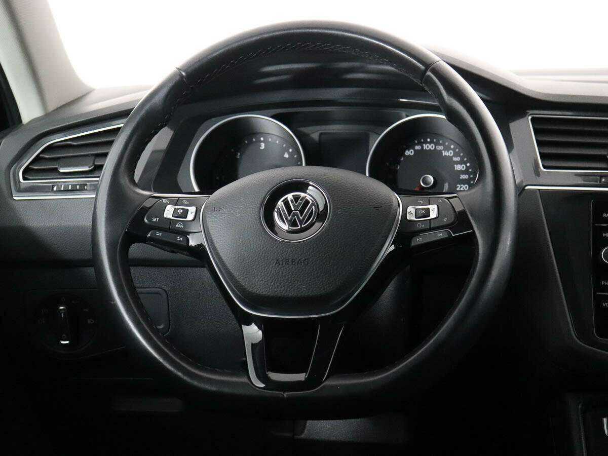 Volkswagen Tiguan с пробегом — 2018 год. Фото: #12