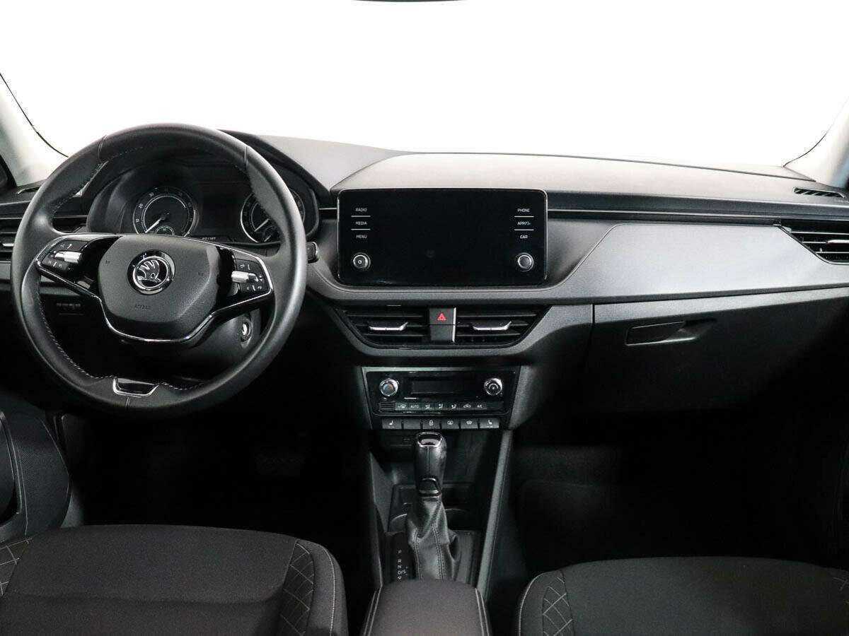 Skoda Rapid с пробегом — 2021 год. Фото: #10