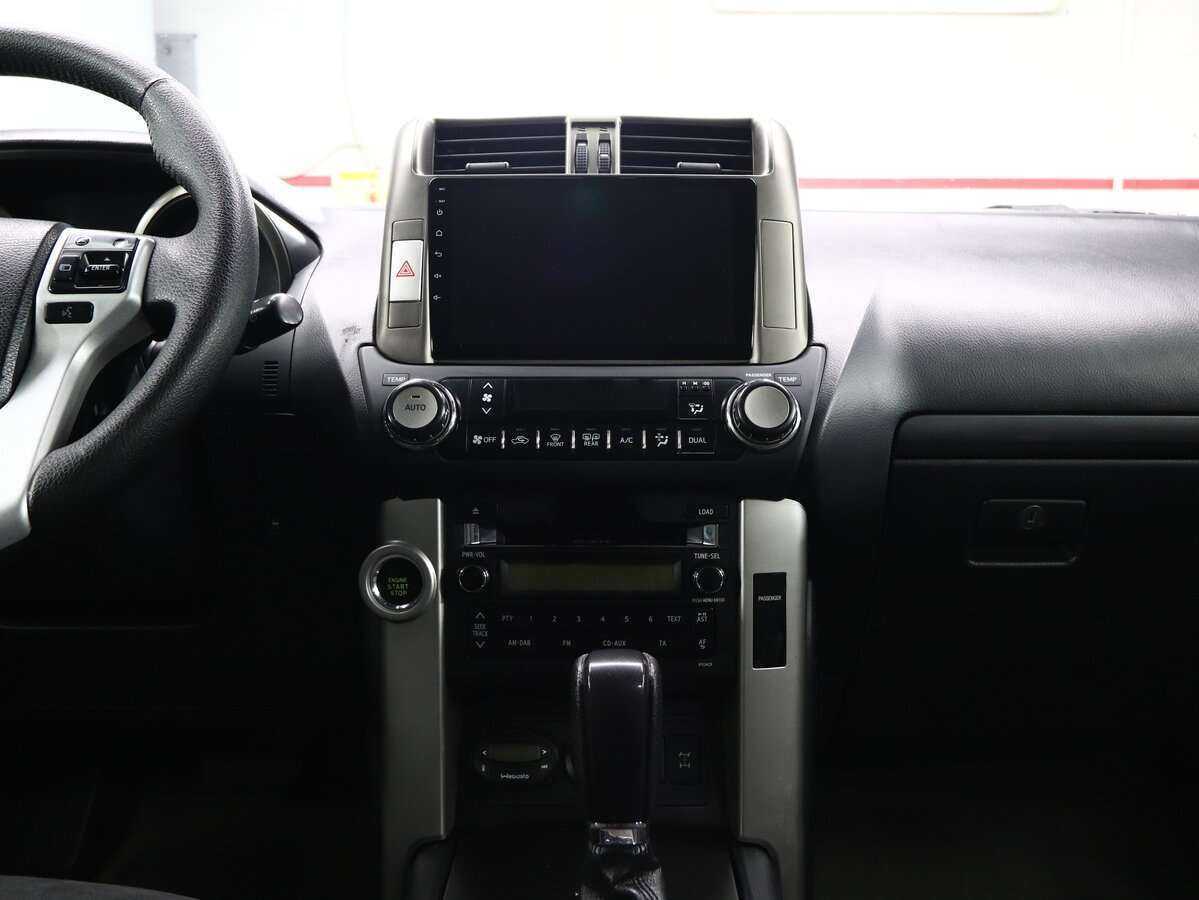 Toyota Land Cruiser Prado с пробегом — 2013 год. Фото: #15