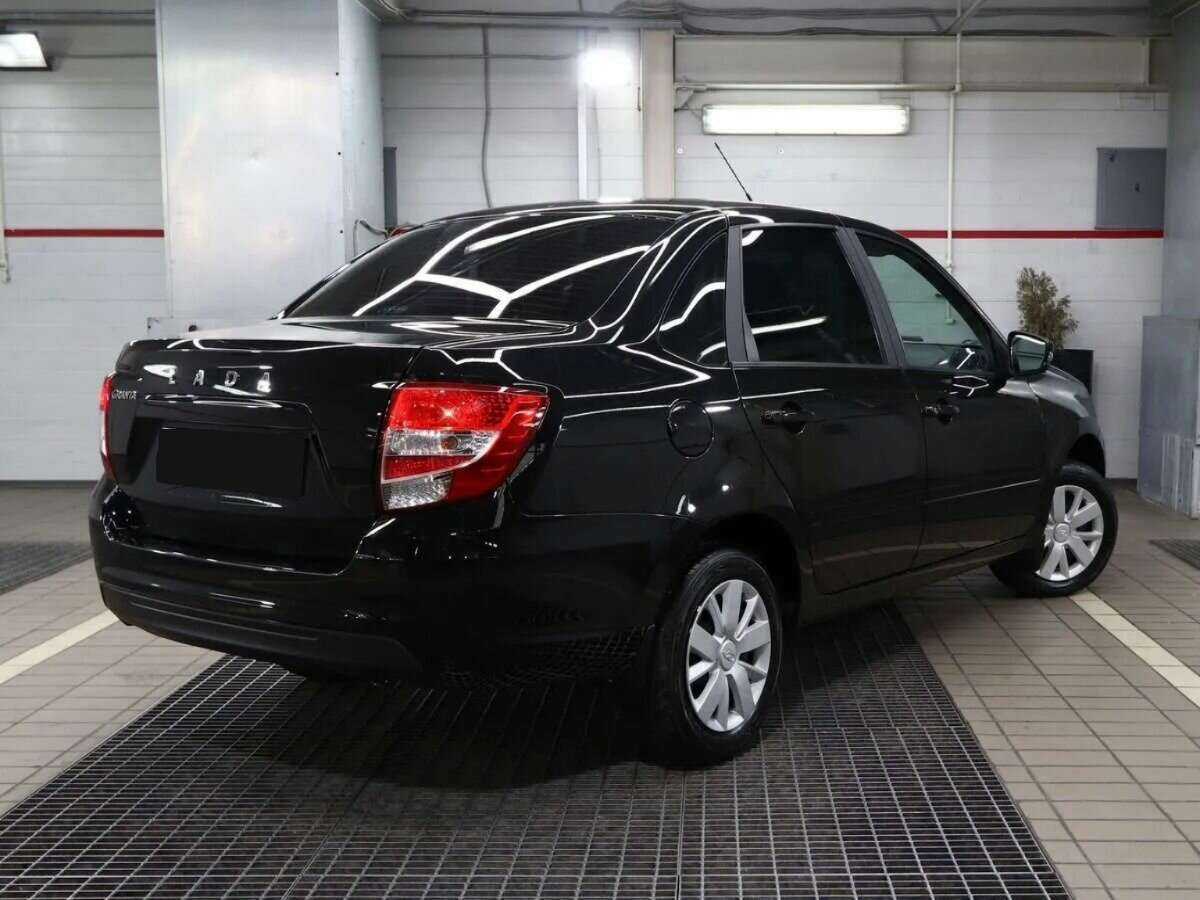 Lada (ВАЗ) Granta с пробегом — 2023 год. Фото: #4