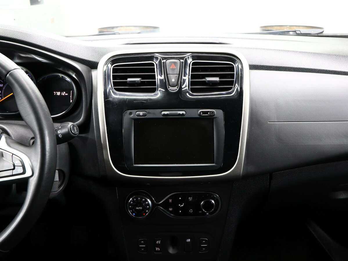 Renault Sandero с пробегом — 2020 год. Фото: #19