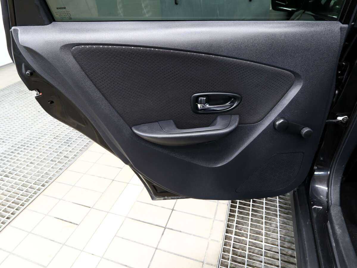 Nissan Almera с пробегом — 2014 год. Фото: #9