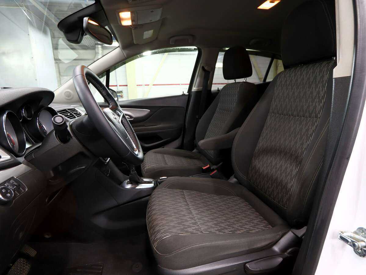 Opel Mokka с пробегом — 2013 год. Фото: #8