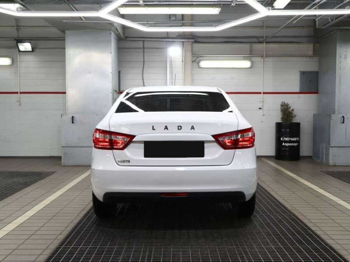 Lada (ВАЗ) Vesta с пробегом — 2021 год. Фото: #5
