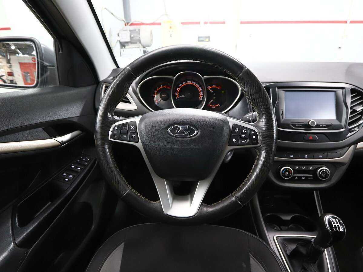 Lada (ВАЗ) Vesta с пробегом — 2020 год. Фото: #10