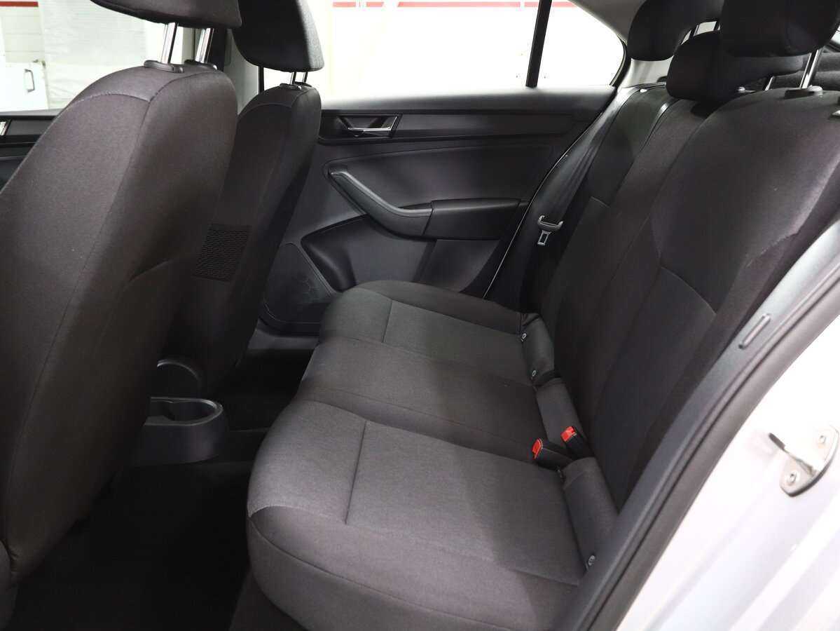 Skoda Rapid с пробегом — 2018 год. Фото: #14