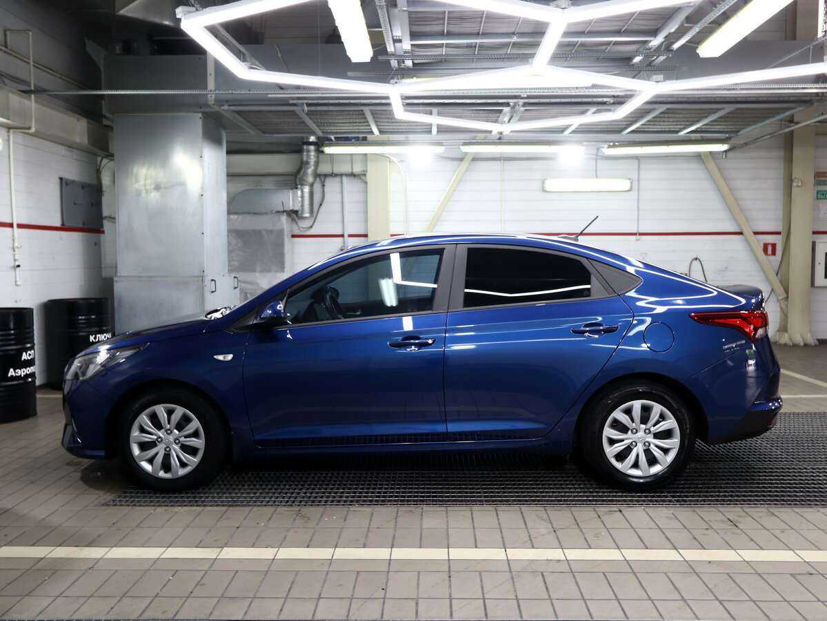 Hyundai Solaris с пробегом — 2022 год. Фото: #2