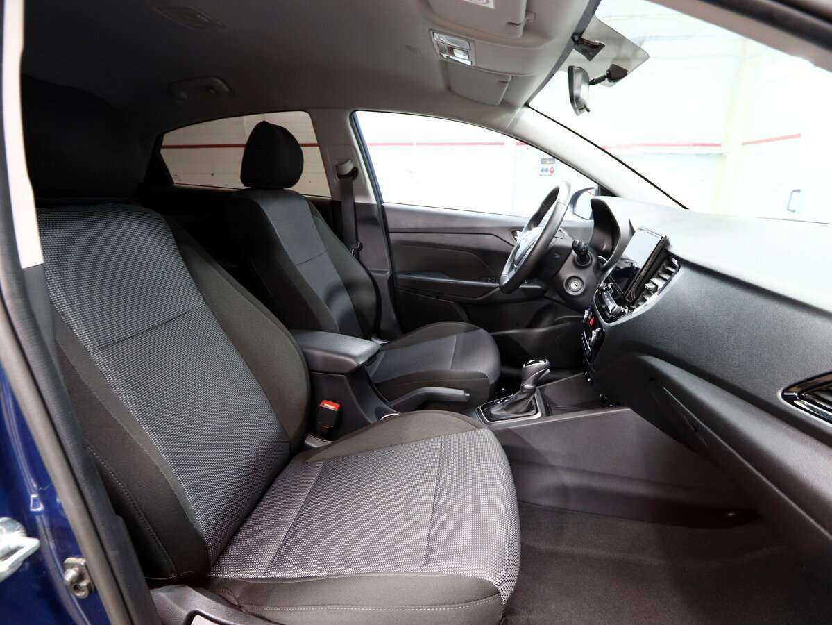 Hyundai Solaris с пробегом — 2022 год. Фото: #7