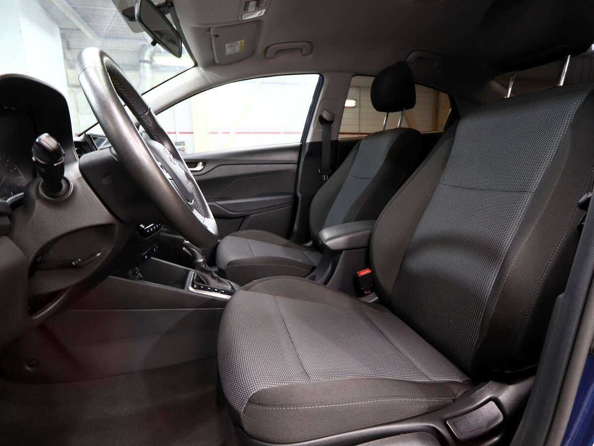 Hyundai Solaris с пробегом — 2022 год. Фото: #9