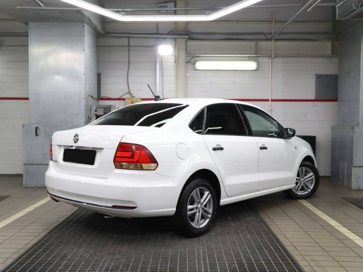 Volkswagen Polo с пробегом — 2017 год. Фото: #3