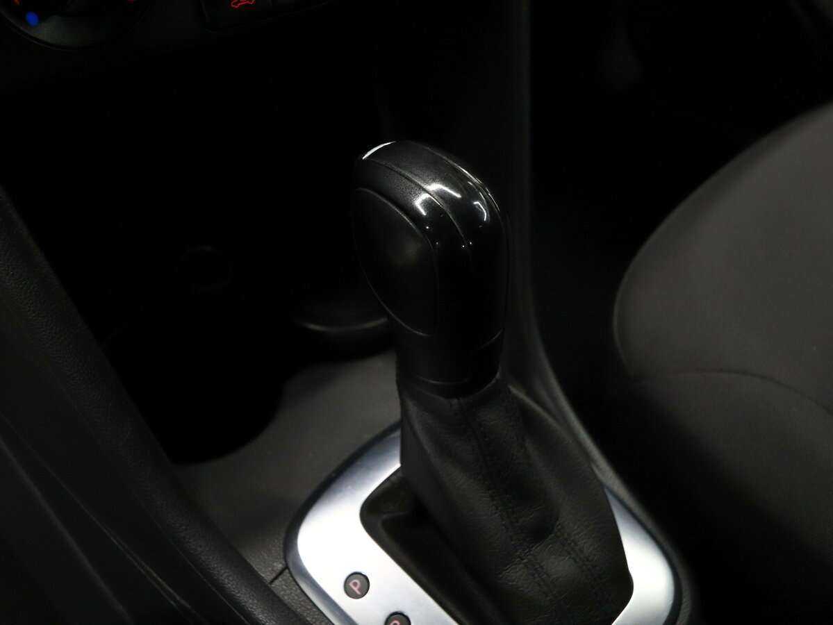 Volkswagen Polo с пробегом — 2017 год. Фото: #14