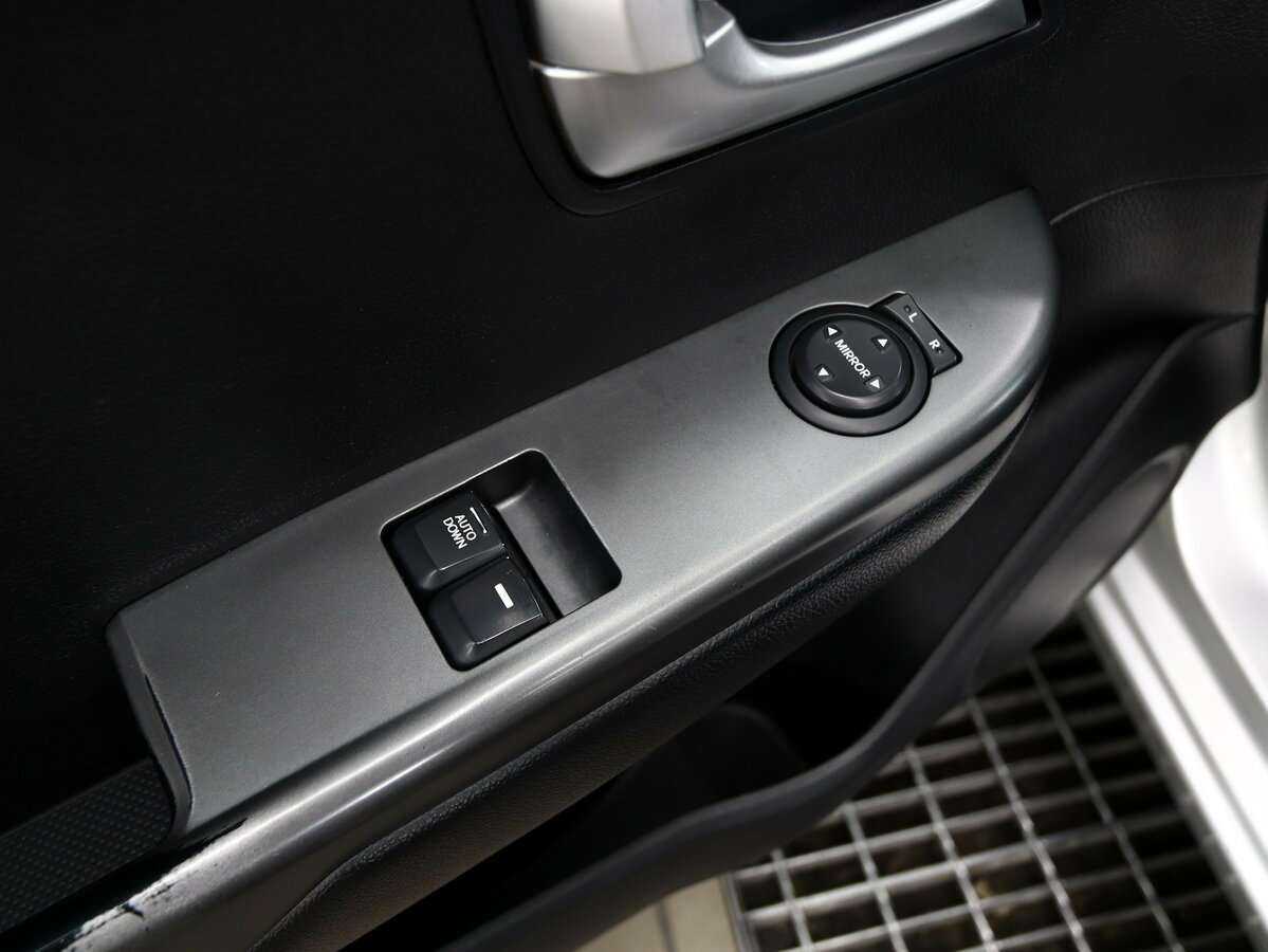 Kia Rio с пробегом — 2016 год. Фото: #15