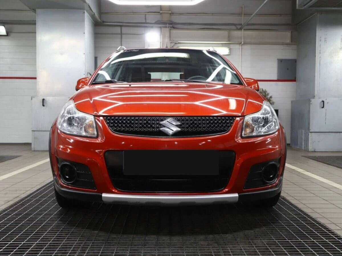 Suzuki SX4 с пробегом — 2013 год. Фото: #1