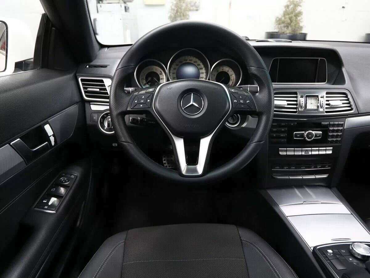 Mercedes-Benz E-Класс с пробегом — 2013 год. Фото: #11