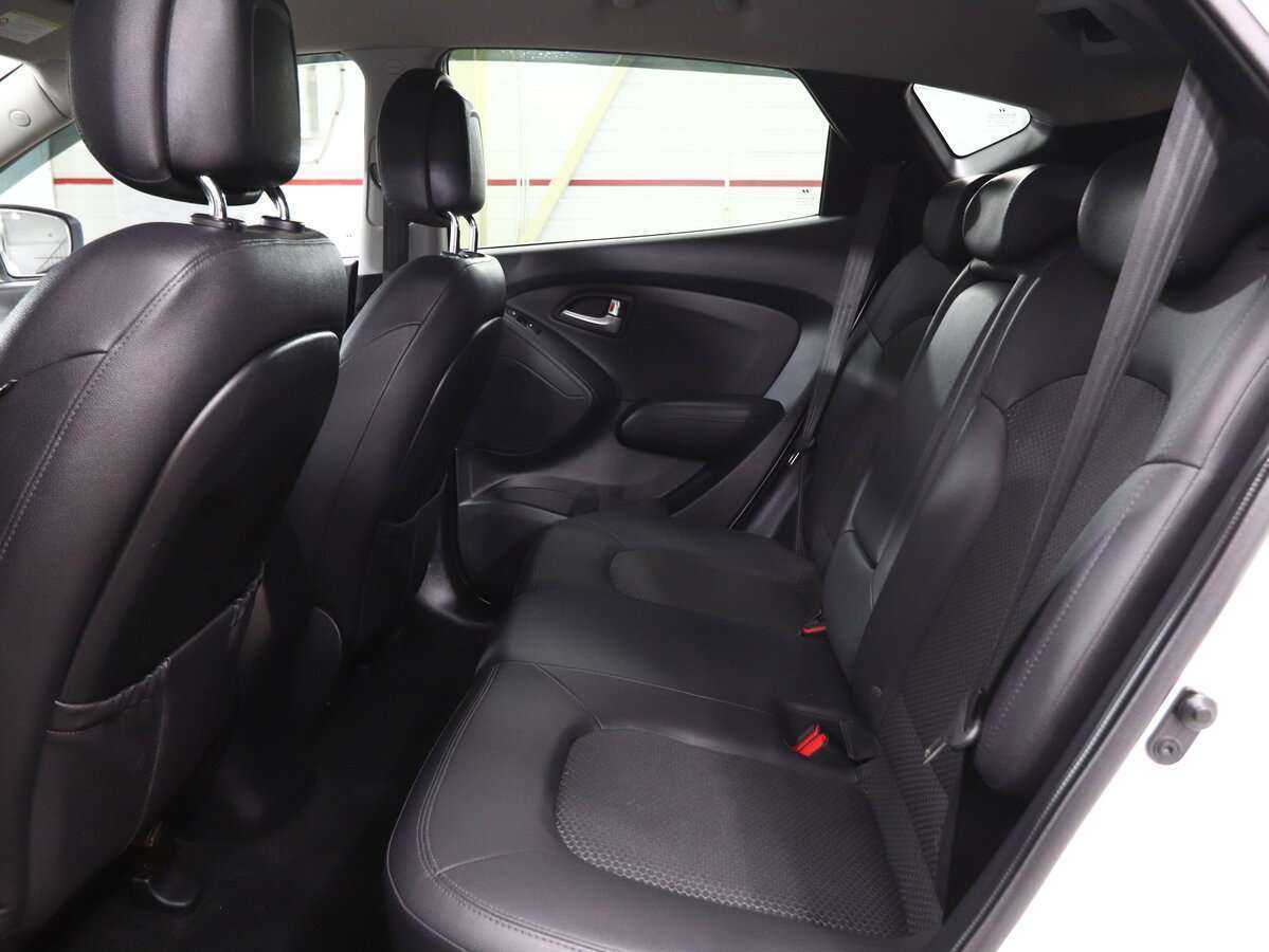 Hyundai ix35 с пробегом — 2012 год. Фото: #11