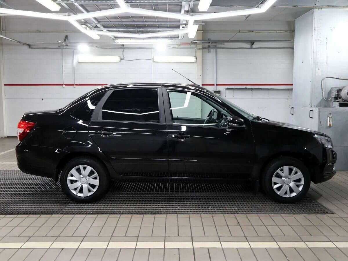 Lada (ВАЗ) Granta с пробегом — 2023 год. Фото: #10