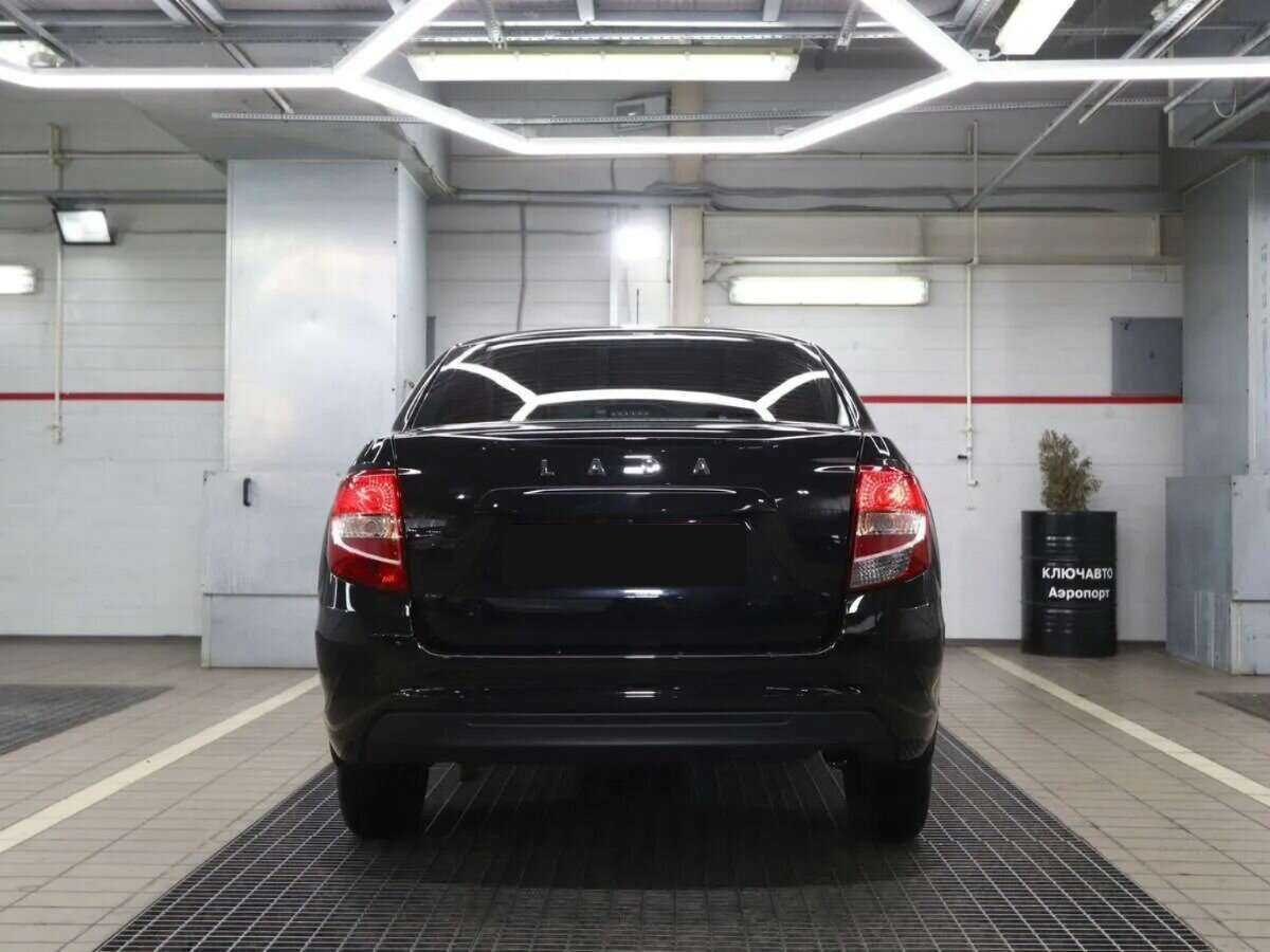 Lada (ВАЗ) Granta с пробегом — 2023 год. Фото: #2