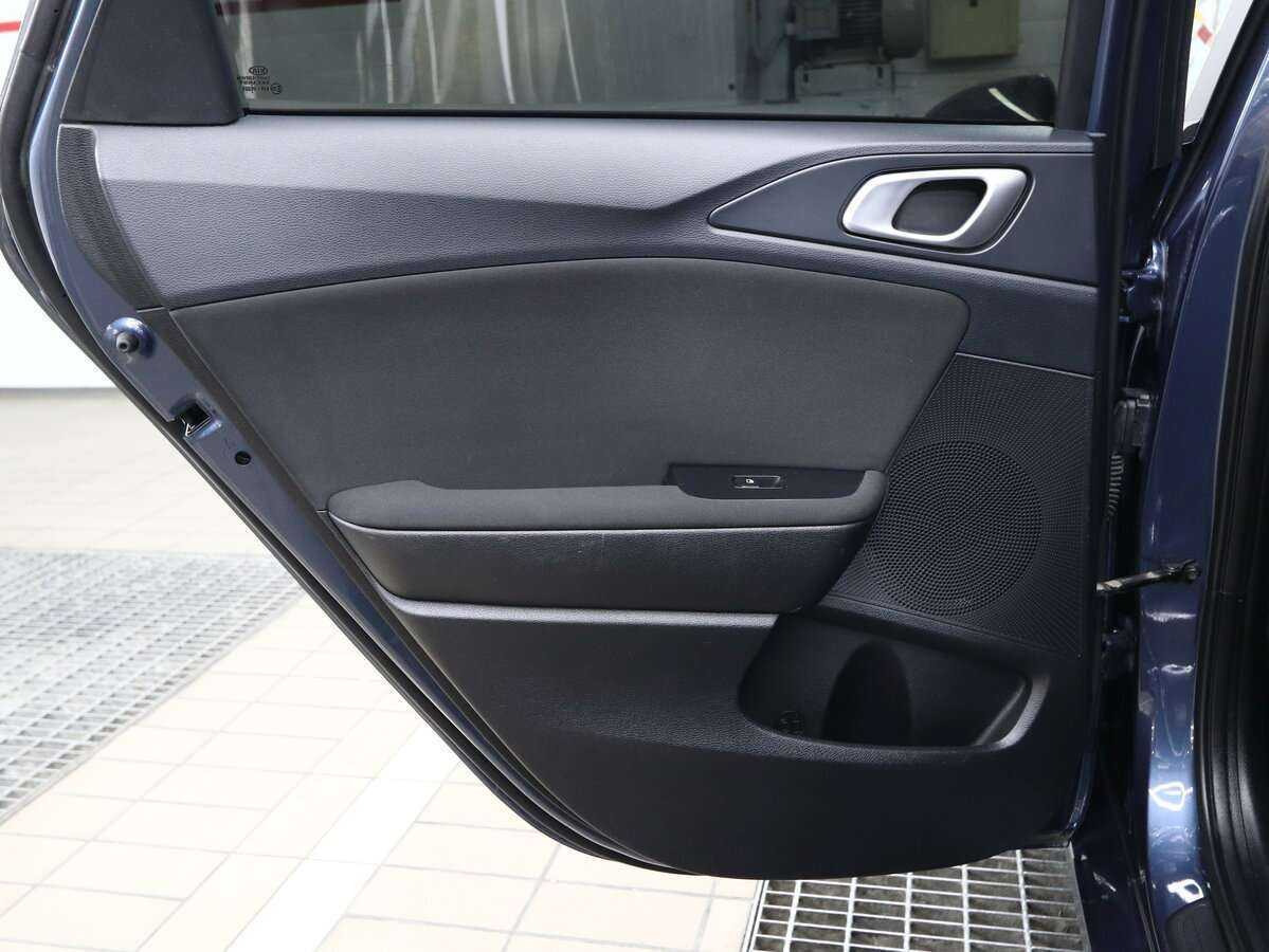 Kia Ceed с пробегом — 2018 год. Фото: #9