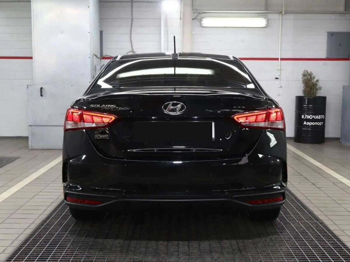 Hyundai Solaris с пробегом — 2021 год. Фото: #3