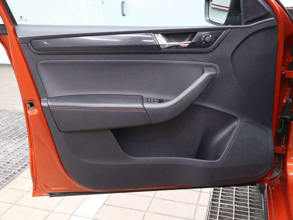 Skoda Rapid с пробегом — 2018 год. Фото: #7