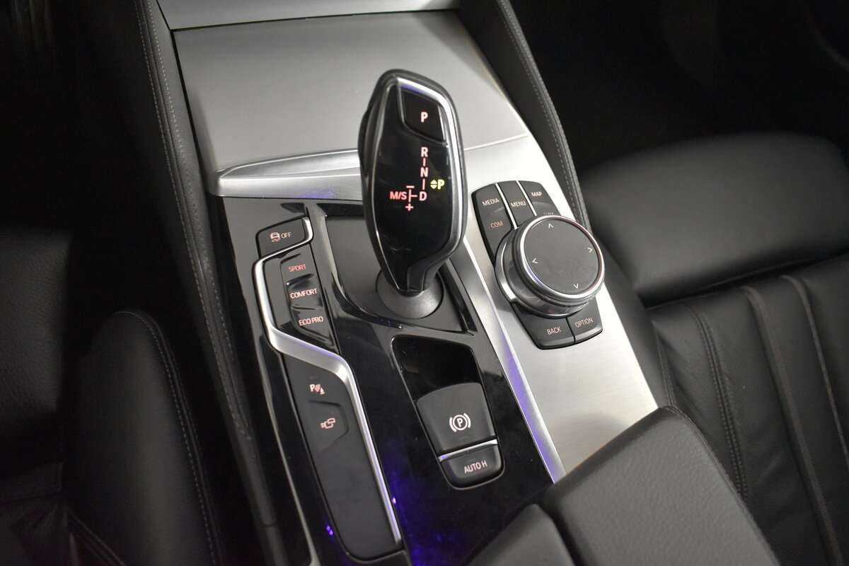 BMW 5 серии с пробегом — 2018 год. Фото: #16