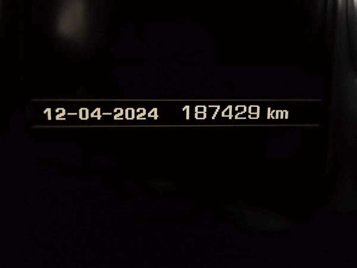 Land Rover Discovery с пробегом — 2014 год. Фото: #5