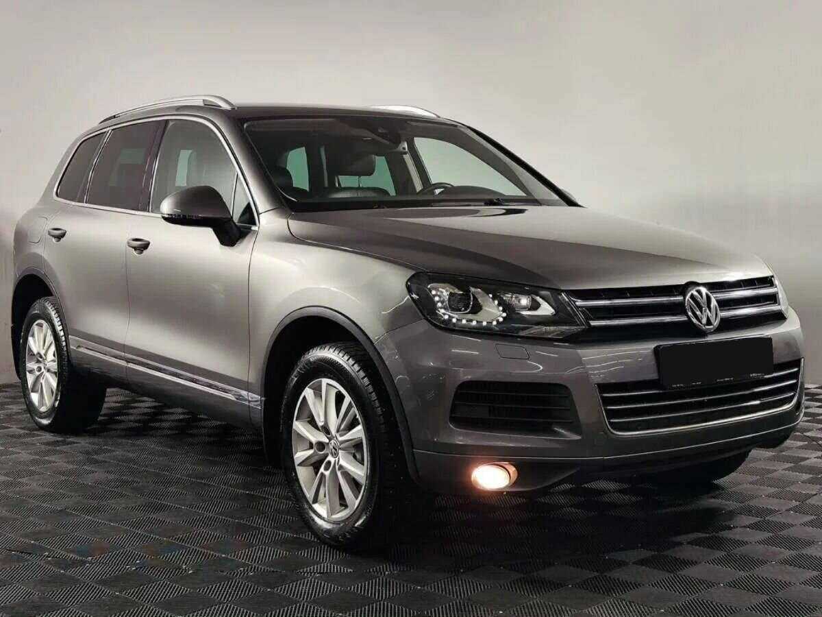 Volkswagen Touareg с пробегом — 2014 год. Фото: #2