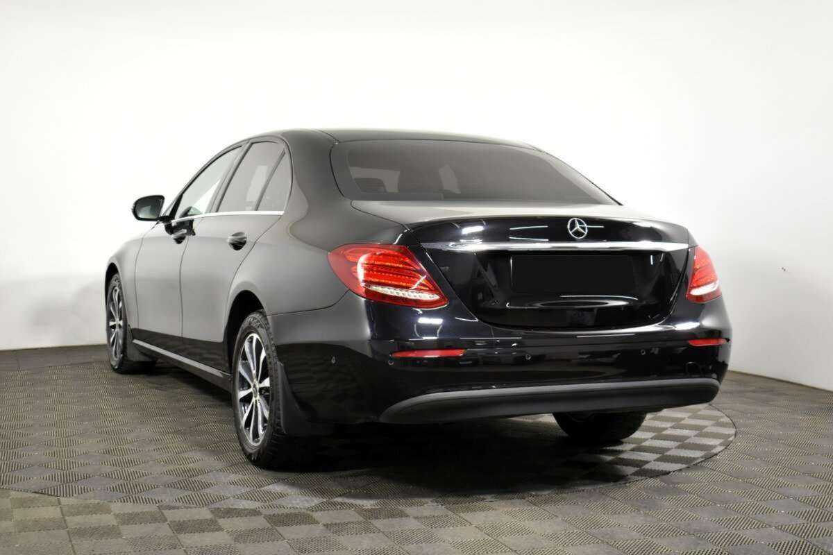 Mercedes-Benz E-Класс с пробегом — 2018 год. Фото: #5