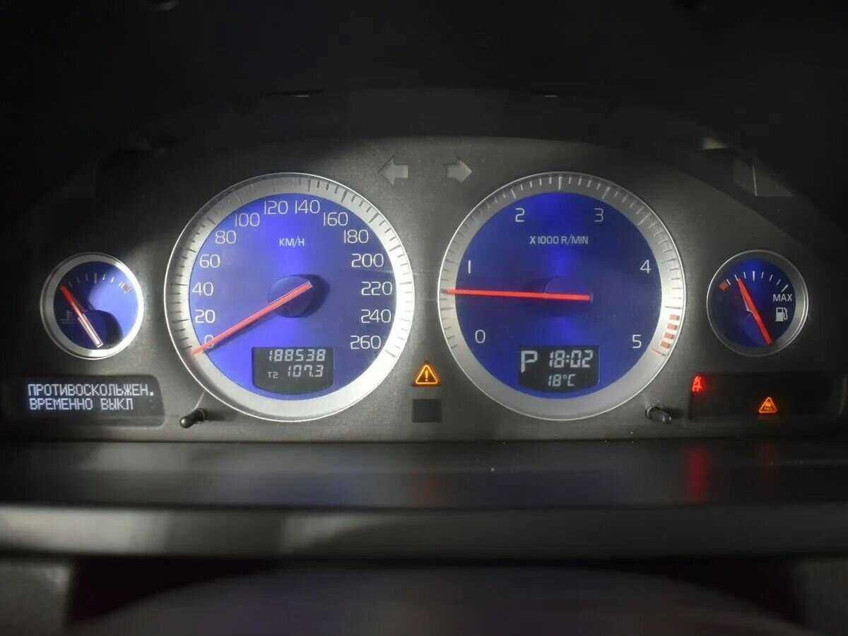 Volvo XC90 с пробегом — 2013 год. Фото: #15