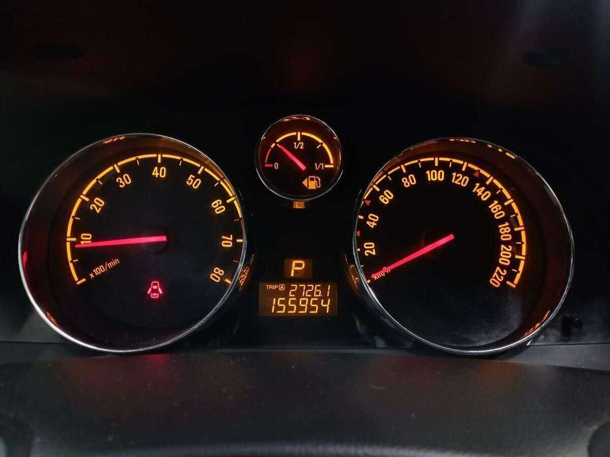 Opel Antara с пробегом — 2012 год. Фото: #11