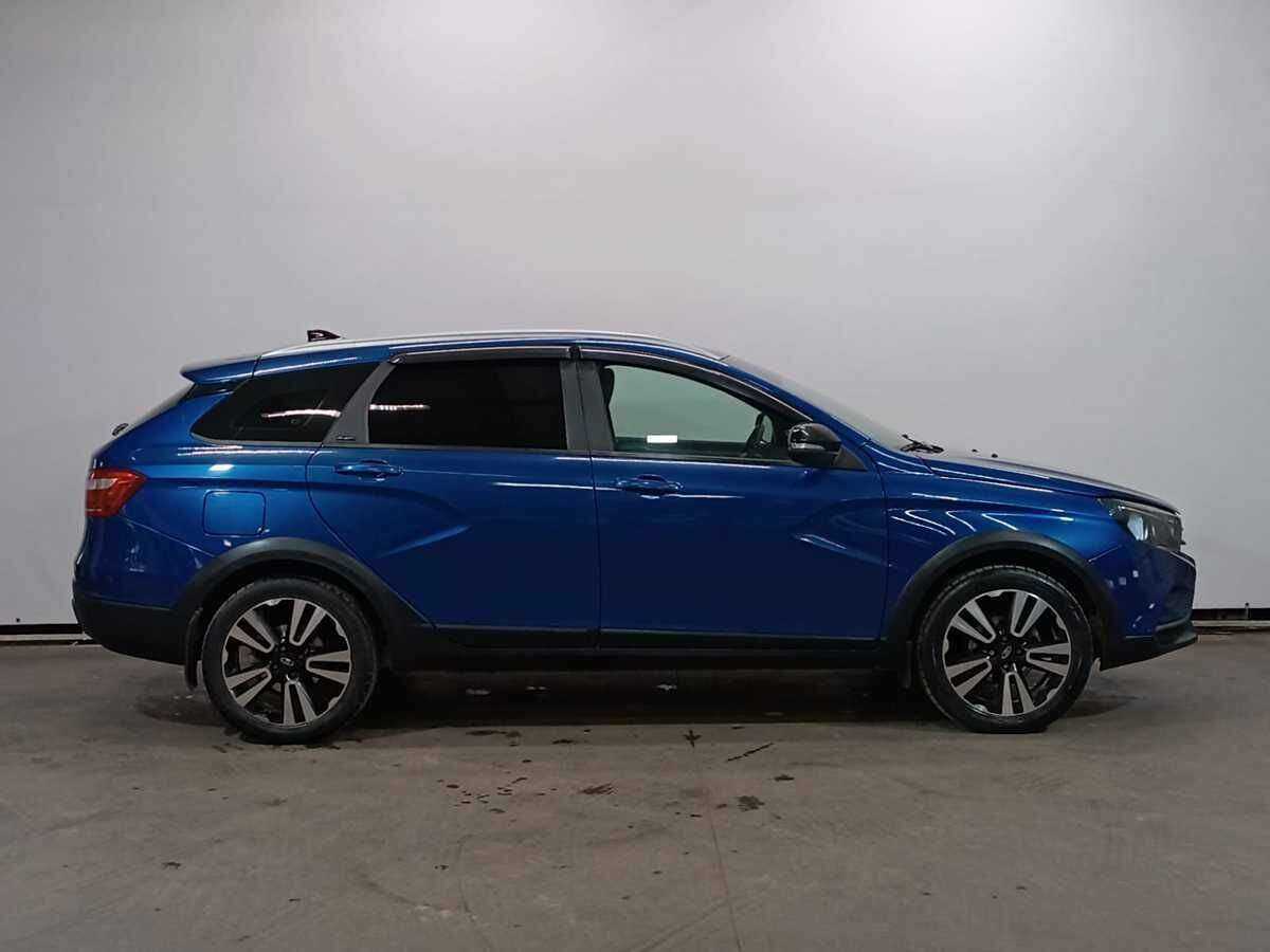 Lada (ВАЗ) Vesta с пробегом — 2021 год. Фото: #3