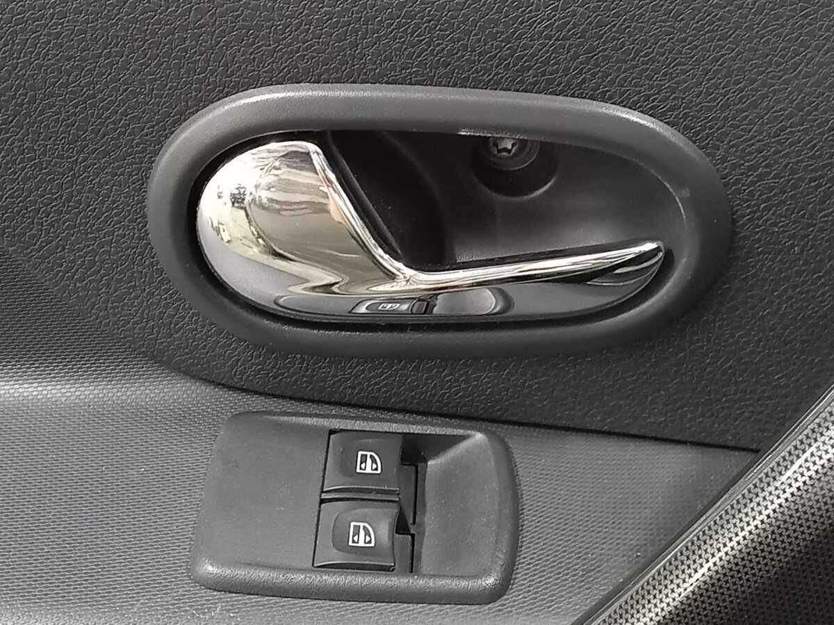 Renault Sandero с пробегом — 2021 год. Фото: #13