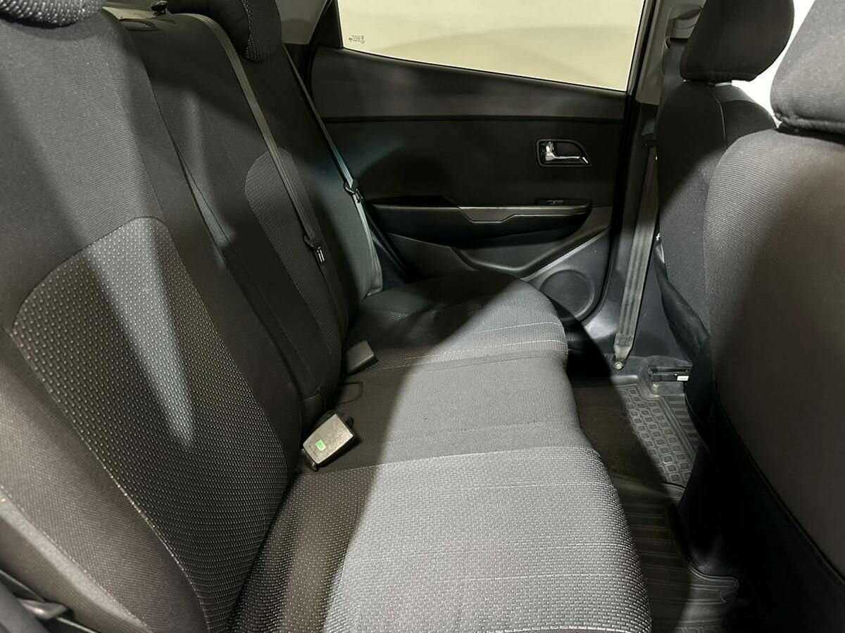 Kia Rio с пробегом — 2014 год. Фото: #10