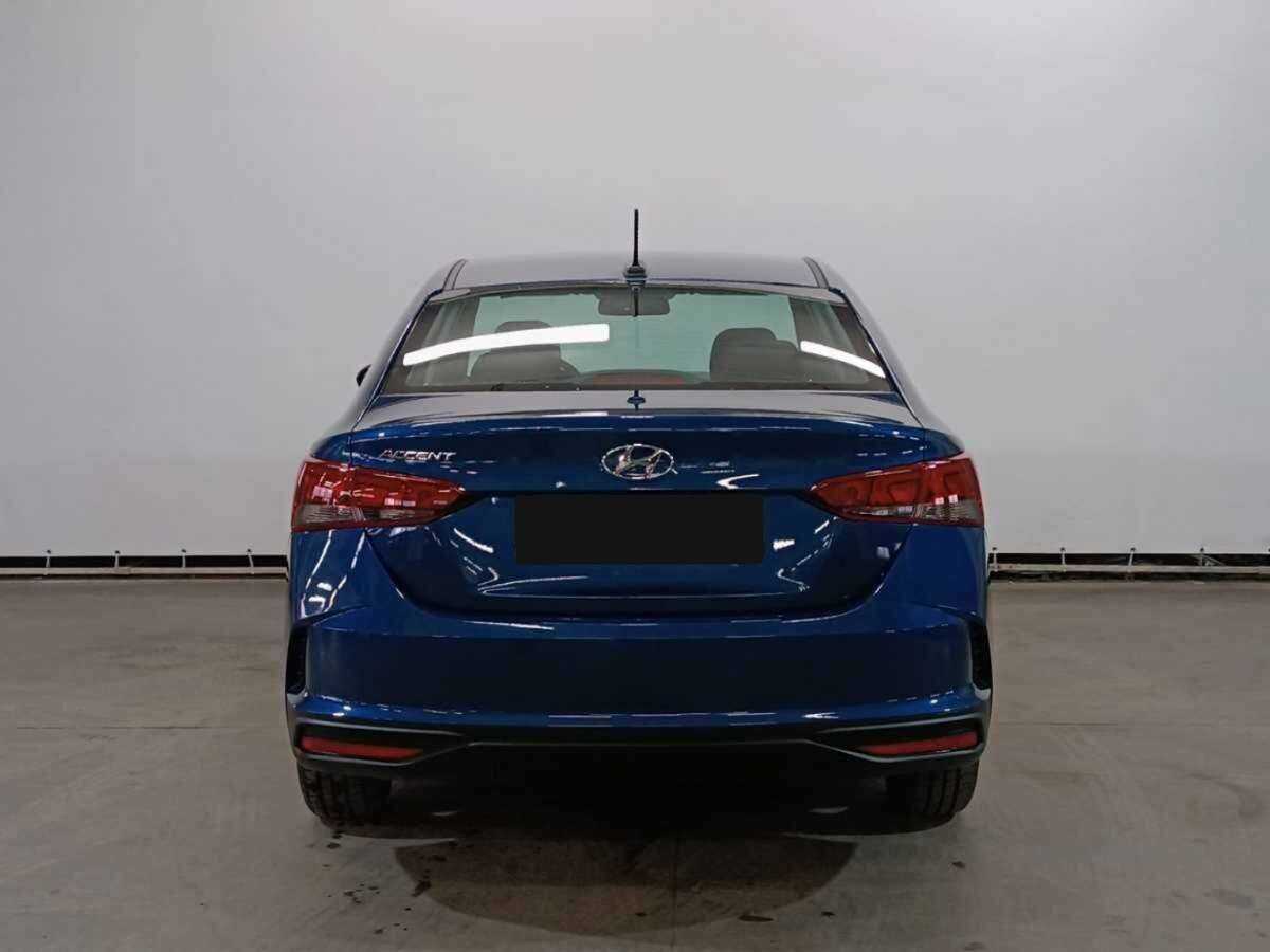 Hyundai Accent с пробегом — 2023 год. Фото: #5