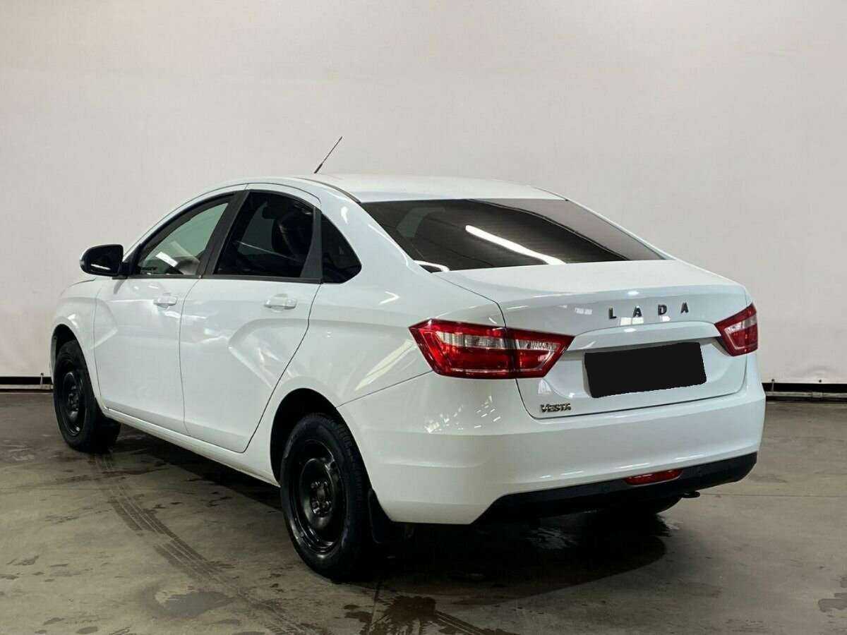 Lada (ВАЗ) Vesta с пробегом — 2021 год. Фото: #6
