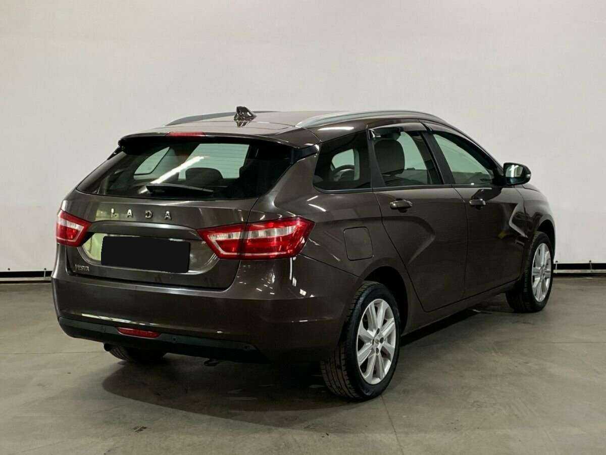 Lada (ВАЗ) Vesta с пробегом — 2019 год. Фото: #4