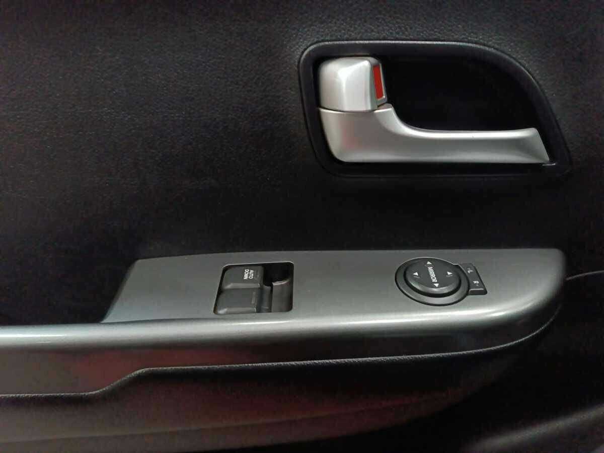 Kia Rio с пробегом — 2012 год. Фото: #14