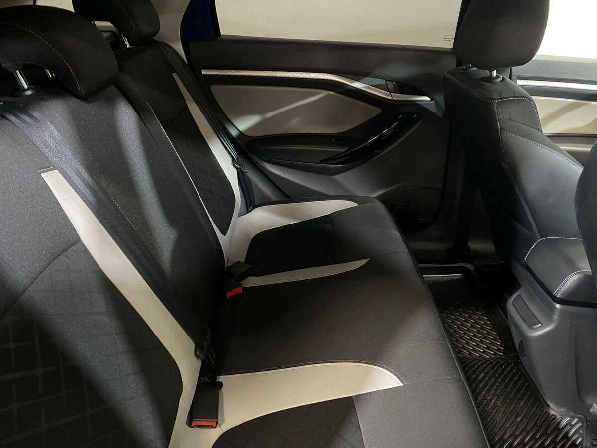 Lada (ВАЗ) Vesta с пробегом — 2021 год. Фото: #10