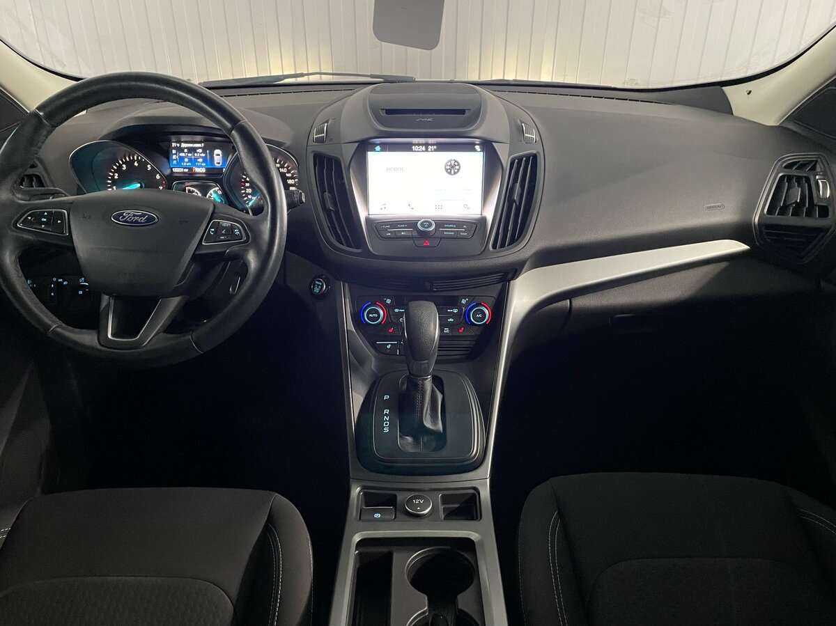 Ford Kuga с пробегом — 2017 год. Фото: #8