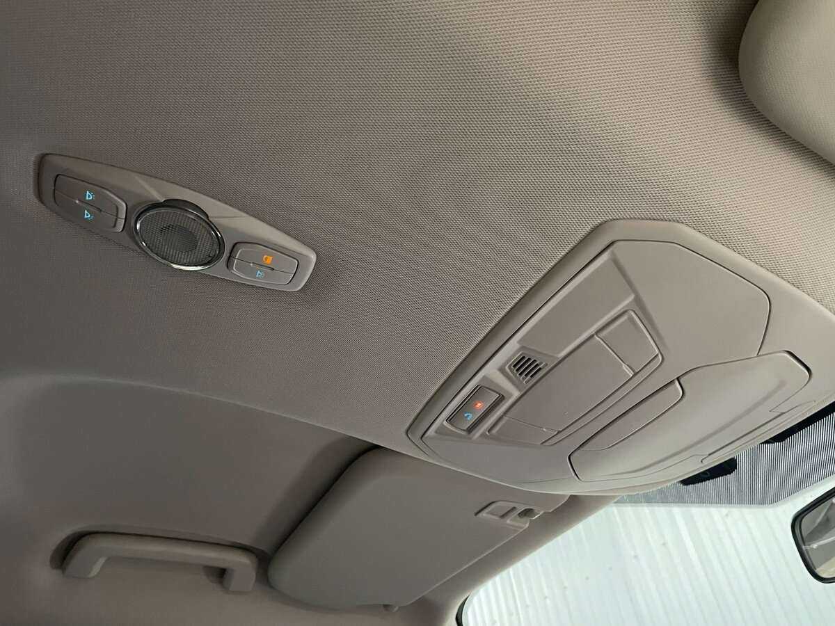 Ford Kuga с пробегом — 2017 год. Фото: #22