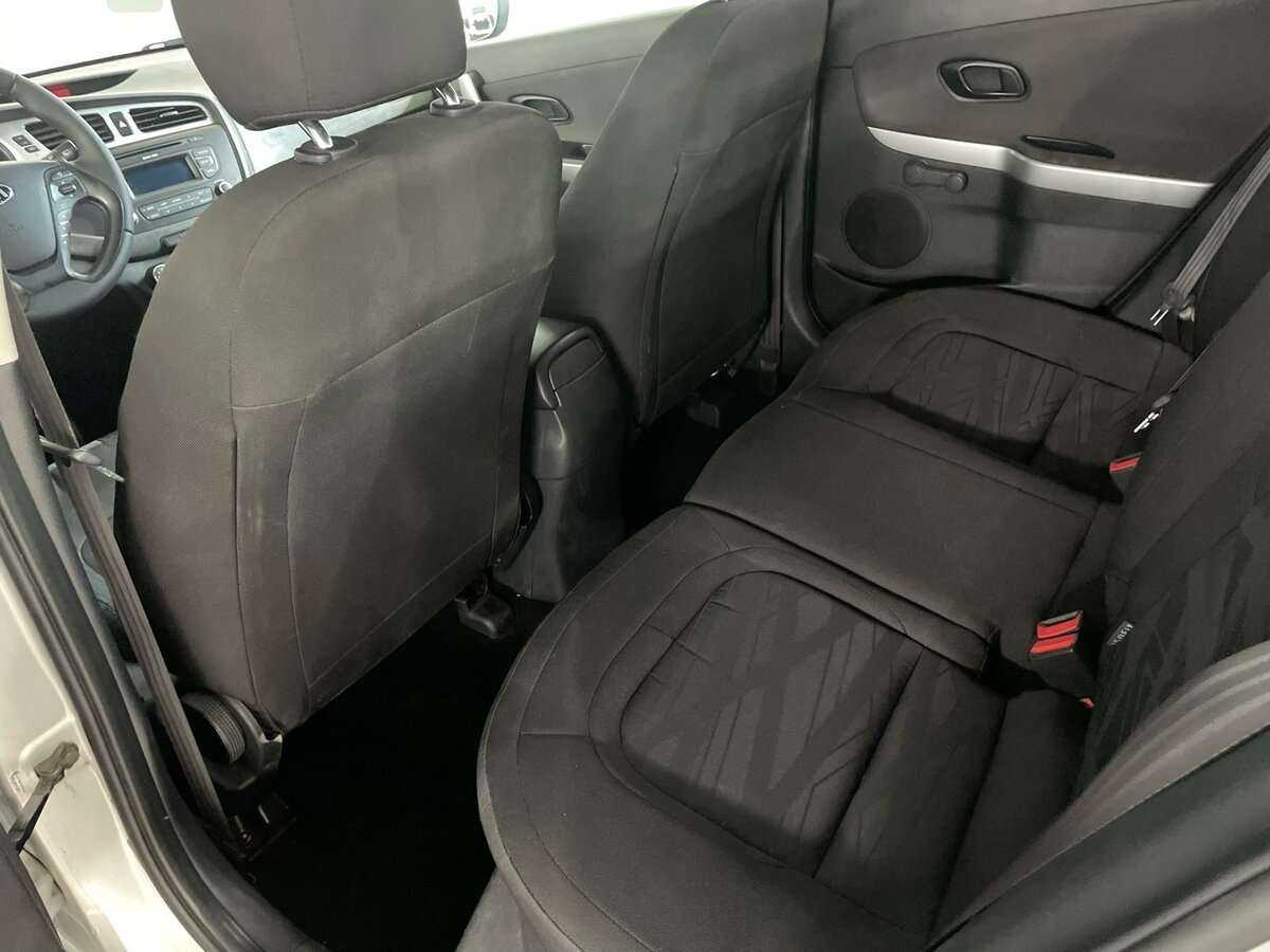 Kia Ceed с пробегом — 2013 год. Фото: #11