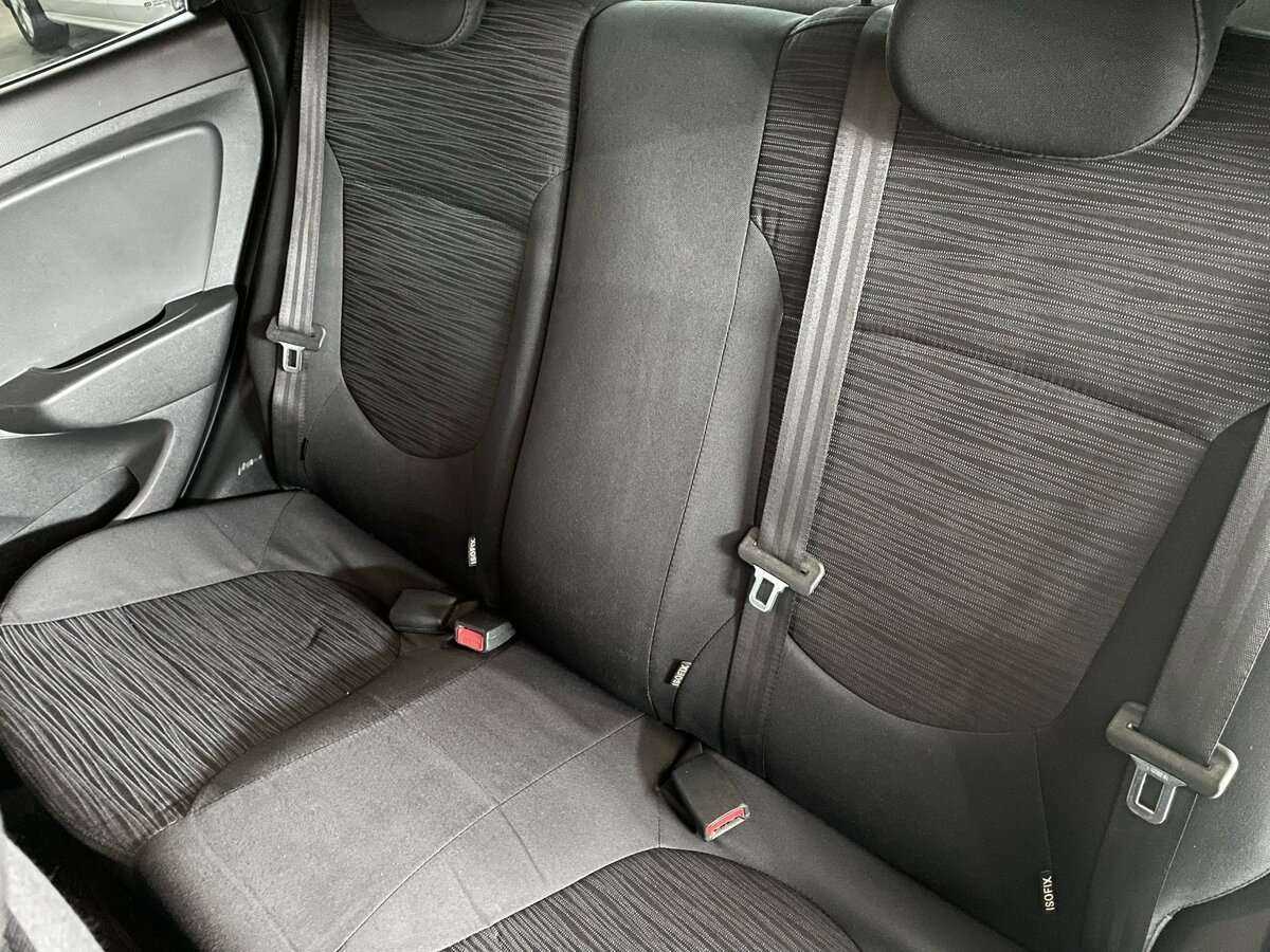 Hyundai Solaris с пробегом — 2016 год. Фото: #13