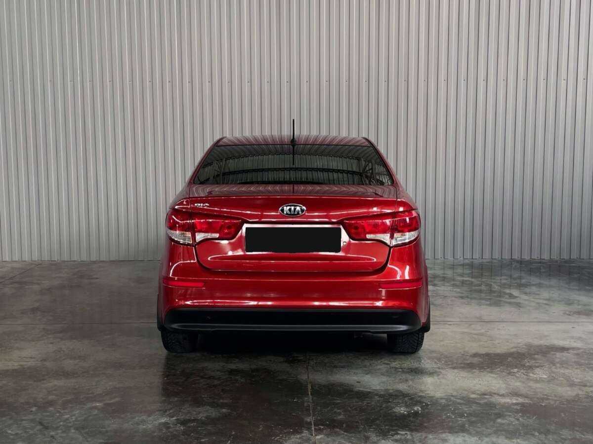 Kia Rio с пробегом — 2015 год. Фото: #5